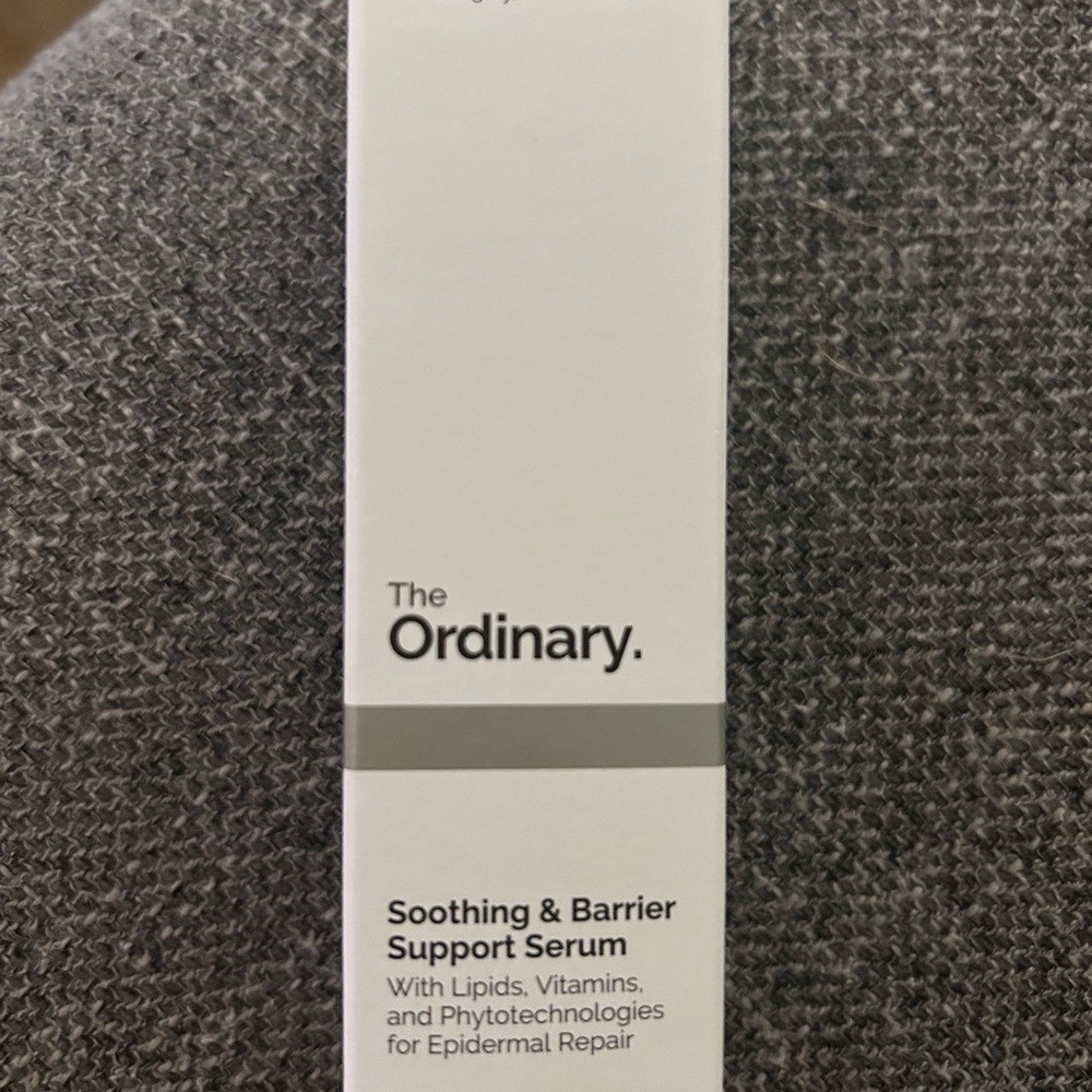 The Ordinary Soothing and Barrier Support System